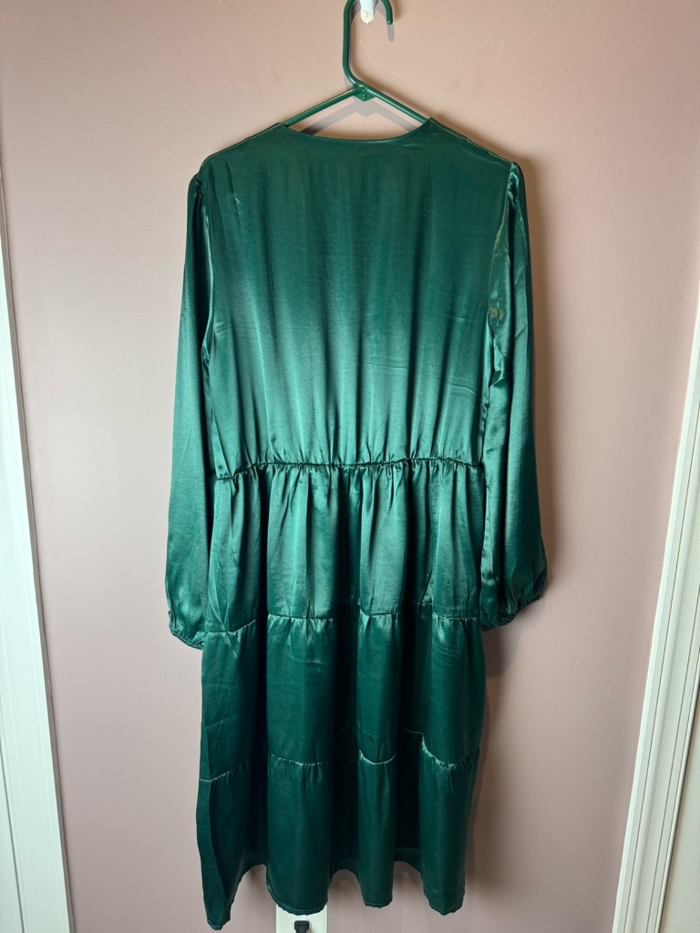 Taylor Tillman Green Satin Shiny Dress L - Picture 6 of 9